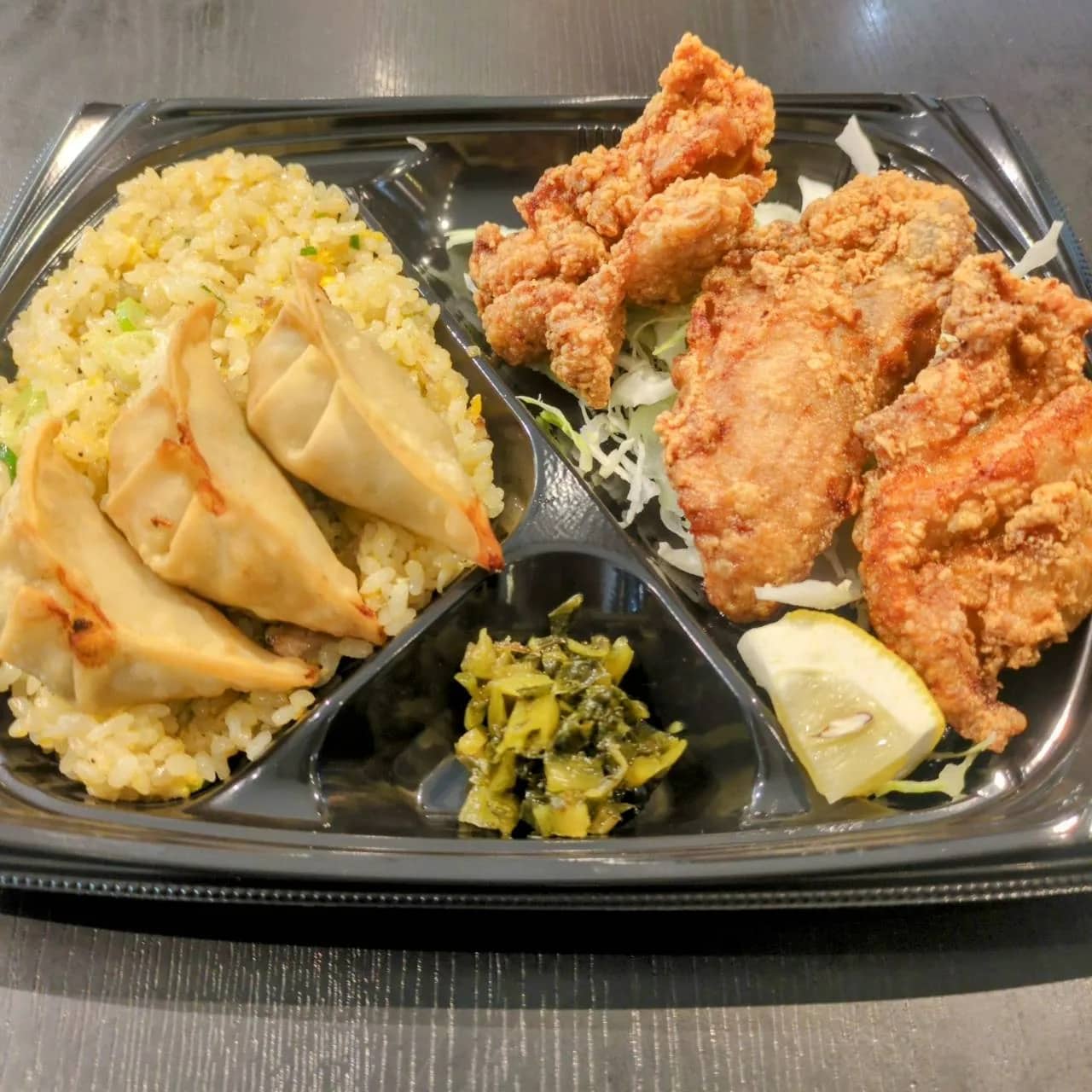 チャーハン&唐揚げ弁当