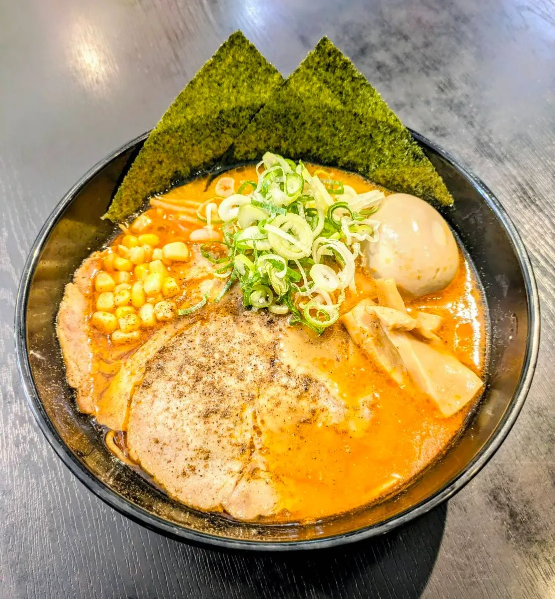 ピリ辛とんこつらーめん